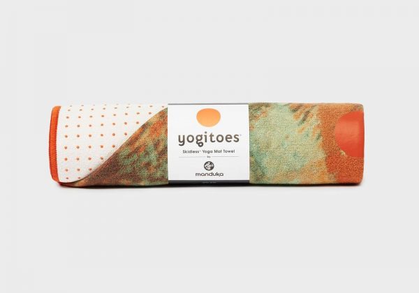 Коврик-полотенце для йоги Yogitoes Patina Wall Manduka.